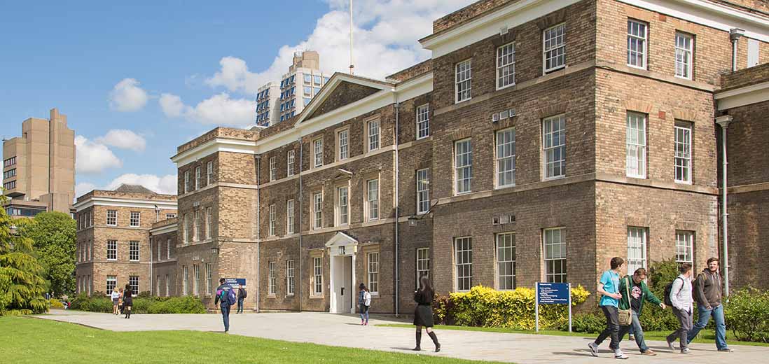 The Fielding Johnson building on the University of Leicester campus on a sunny day.